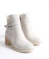 NOEMI Tokalı Fermuarlı Ortopedik Taban Topuklu Kadın Bot  CKT - Krem