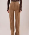 Ön Dikiş Detaylı Tek Düğme Camel Pantolon