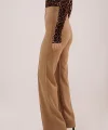 Ön Dikiş Detaylı Tek Düğme Camel Pantolon