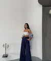 SALAŞ ÖNDEN YIRTMAÇ DETAYLI BEL KEMERLİ PANTOLON - Lacivert