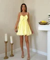 Sarı Önü Fiyonklu Askılı Elbise