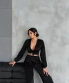 SATEN BÜZGÜ DETAYLI CROP BLUZ-PANTOLON TAKIM - Siyah