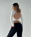 Sırt Dekoltelı Uzun Kollu Crop - Beyaz