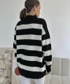 Siyah Çizgili Triko Kazak