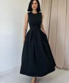 Siyah Halter Yaka Kloş Elbise