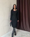 Siyah Kemerli Triko Elbise
