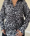 Siyah Leopar Desenli Saten Gömlek