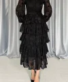 Siyah Valonlu Şeritli Kat Kat Elbise