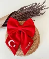 TÜRK Bayrağı ve Atatürk imza Motifli Fiyonk Toka - Kırmızı
