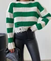 Yeşil Çizgili Yırtık Detaylı Triko Kazak