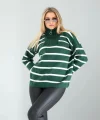 Yeşil Dik Yaka Çizgili Triko Kazak