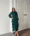 Zümrüt Valonlu Şeritli Kat Kat Elbise