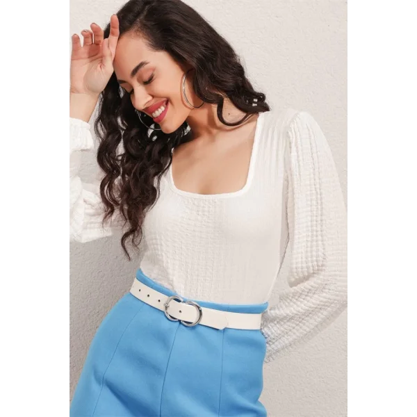 04 Uzun Kollu Bluz  Beyaz