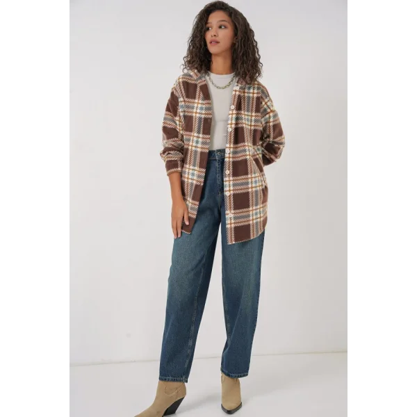 0710 Kapüşonlu Oversize Gömlek  C. Kahverengi