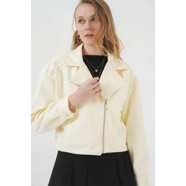 0717 Kısa Kaşe Ceket  Krem