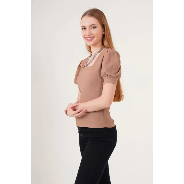 09 Kare Yaka Örme Bluz  B.Kahverengi