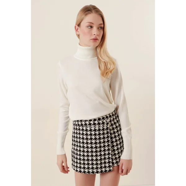 15747 Balıkçı Yaka Triko Kazak - Ekru