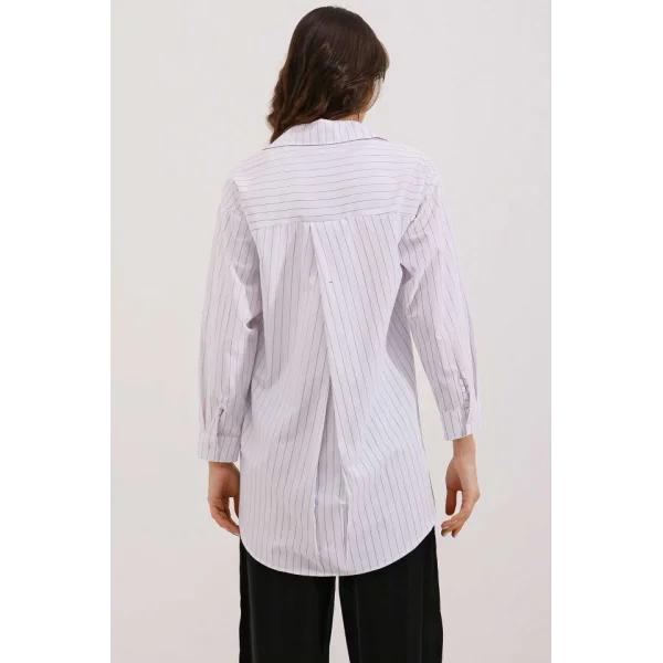20217 Cep Detaylı Çizgili Oversize Gömlek  Beyaz