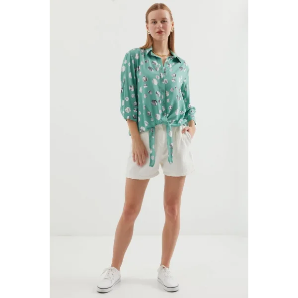 20243 Önü Bağlamalı Desenli Gömlek  Çağla