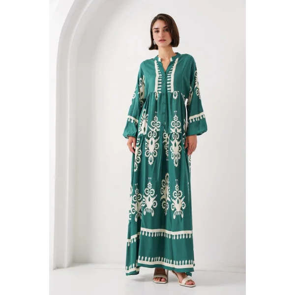 2423 Otantik Desenli Tesettür Elbise - A. Zümrüt Yeşili