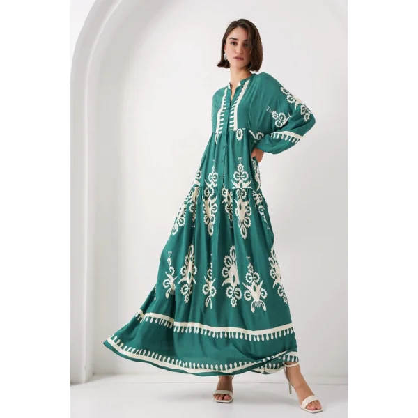 2423 Otantik Desenli Tesettür Elbise - A. Zümrüt Yeşili