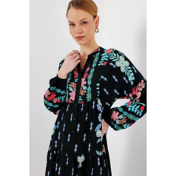 2423 Otantik Desenli Tesettür Elbise - Siyah -  Mint