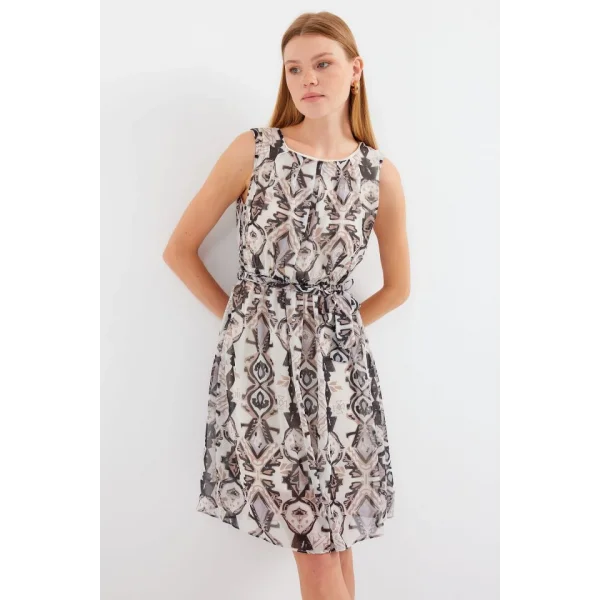 2501 Desenli Sıfır Kol Şifon Elbise  Siyah