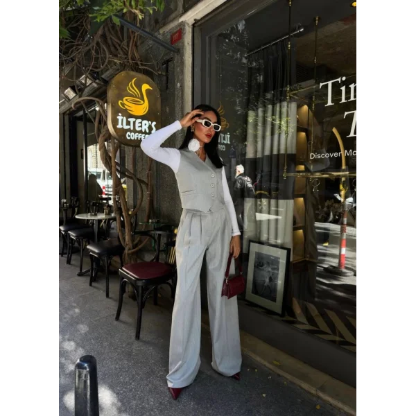 330 Gr Poly Viscose Astarli Suit Takim