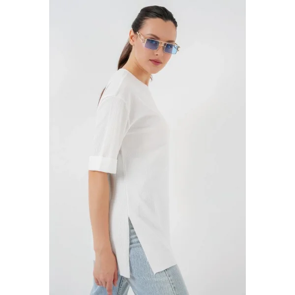 4332 Yanı Yırtmaçlı Örme Tişört - Beyaz