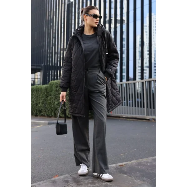 51 Kapitone Uzun Şişme Mont  Siyah