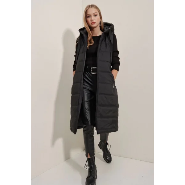 51 Kapşonlu Uzun Şişme Yelek  Siyah