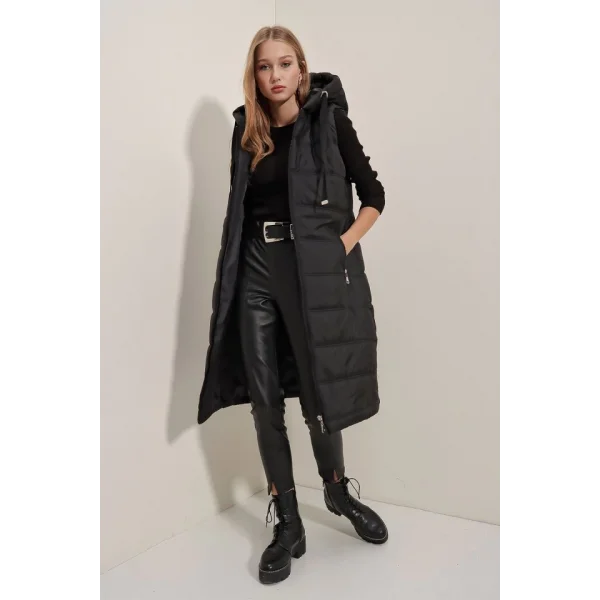 51 Kapşonlu Uzun Şişme Yelek  Siyah