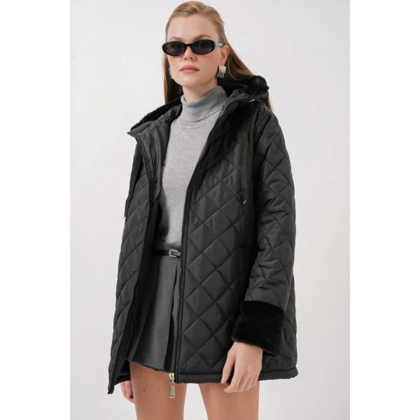 5197 Kapüşonlu Kapitone Mont  Siyah