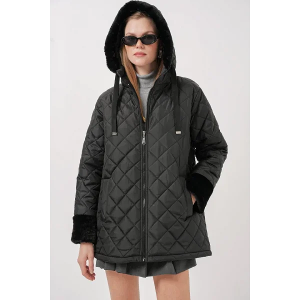 5197 Kapüşonlu Kapitone Mont  Siyah