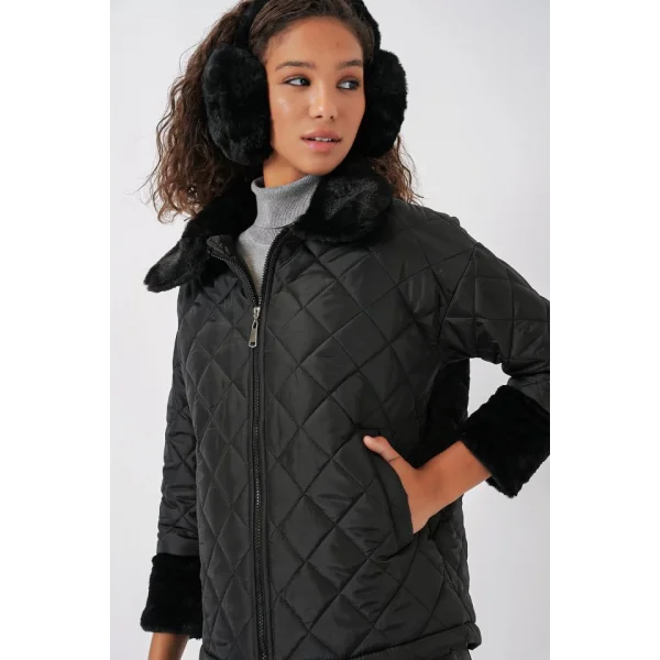 5202 Peluş Detaylı Kapitone Mont  Siyah