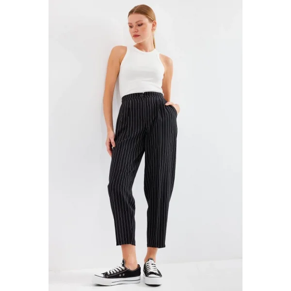 6637 Yüksek Bel Çizgili Kumaş Pantolon  Siyah