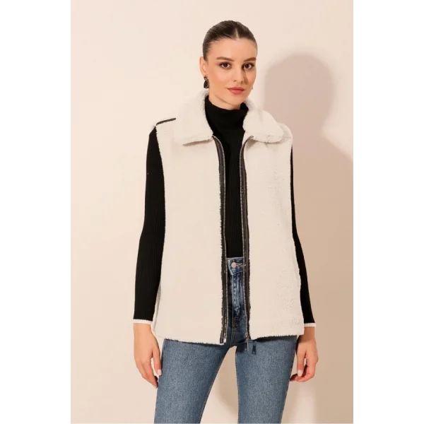 6793 Peluş Yelek  Beyaz