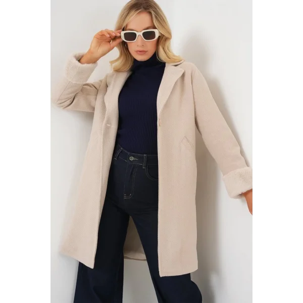 9145 Kolları Tüylü Balık Sırtı Kaşe Kaban - Krem