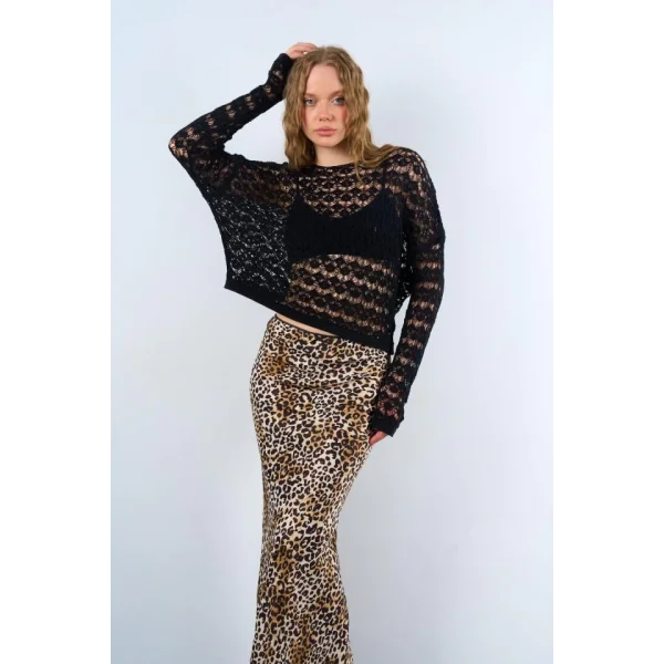 Ajurlu Kendinden Desen Kazak  Siyah