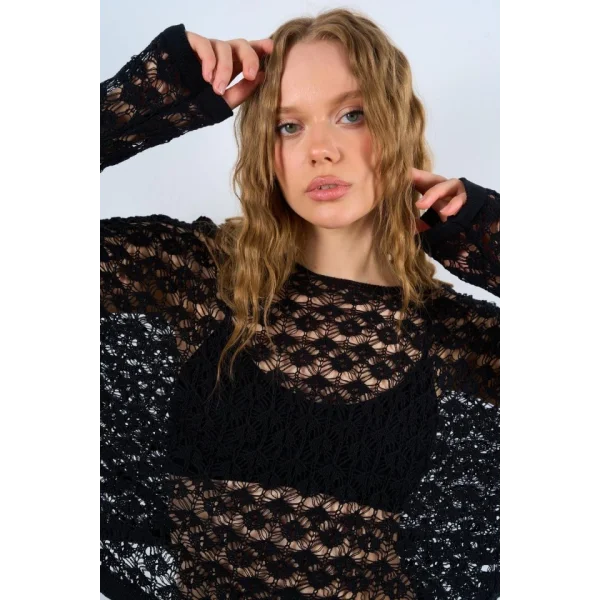 Ajurlu Kendinden Desen Kazak  Siyah