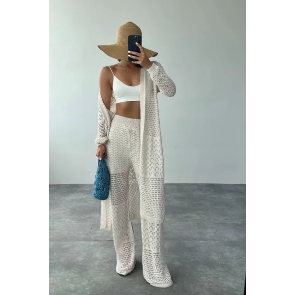 Ajurlu Uzun Hırkalı Takım  Krem