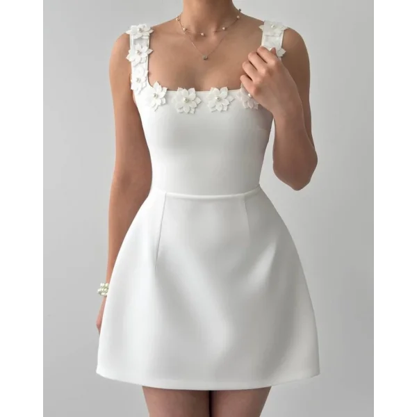 Alyosa Çiçek Detaylı Elbise