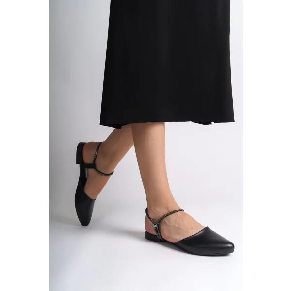 ARIANA Lastikli Ortopedik Rahat Taban Bilekten Taş Detaylı Kadın Babet Ayakkabı  CST - Siyah