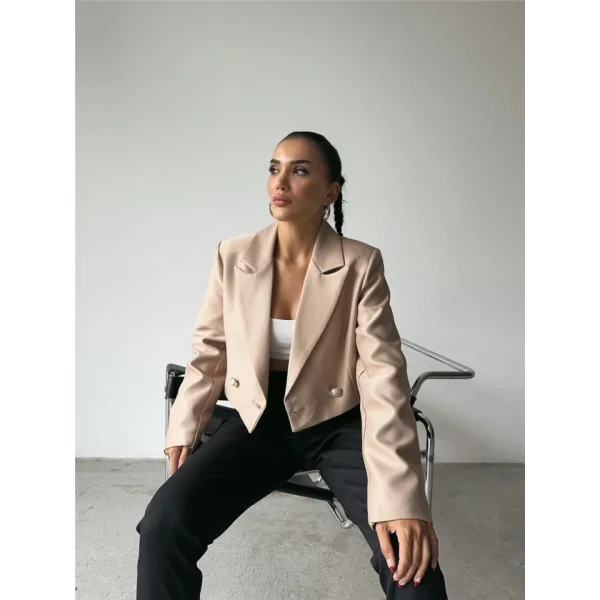 ARKAI İNCİ DÜĞE DETAYI CROP CEKET  Bej