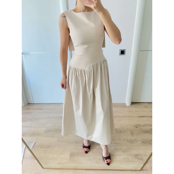 Arkası Kanatlı Uzun Elbise- Bej