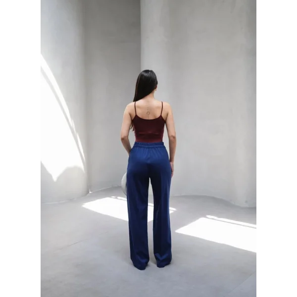 Arkasi Lasti̇kli̇ Pi̇leli̇ Dökümlü Wide Leg Pantolon