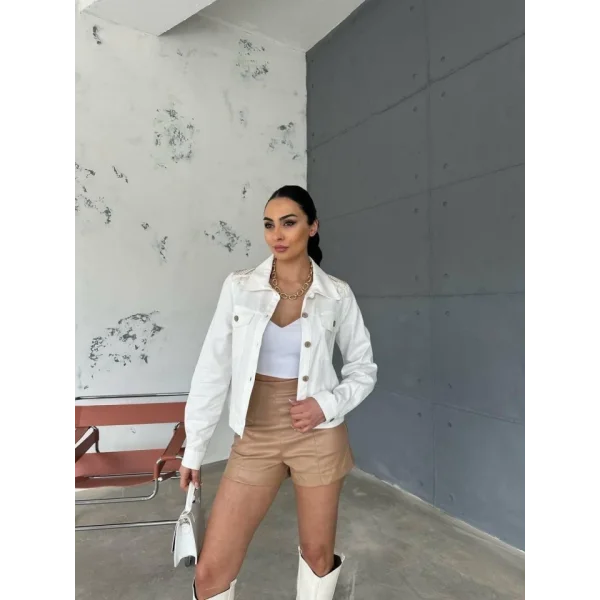 ARKASI NAKIŞLI PÜSKÜLLÜ CROP CEKET - Beyaz