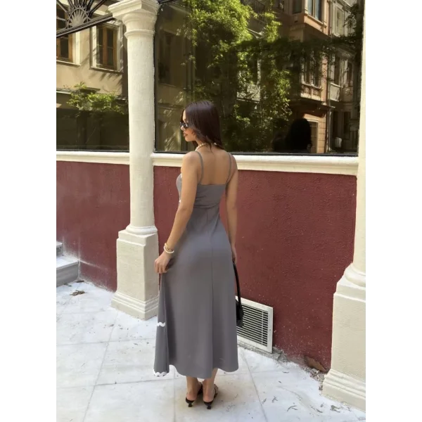 Askılı Uzun Şerit Detaylı Şık ve Rahat Elbise - Gri