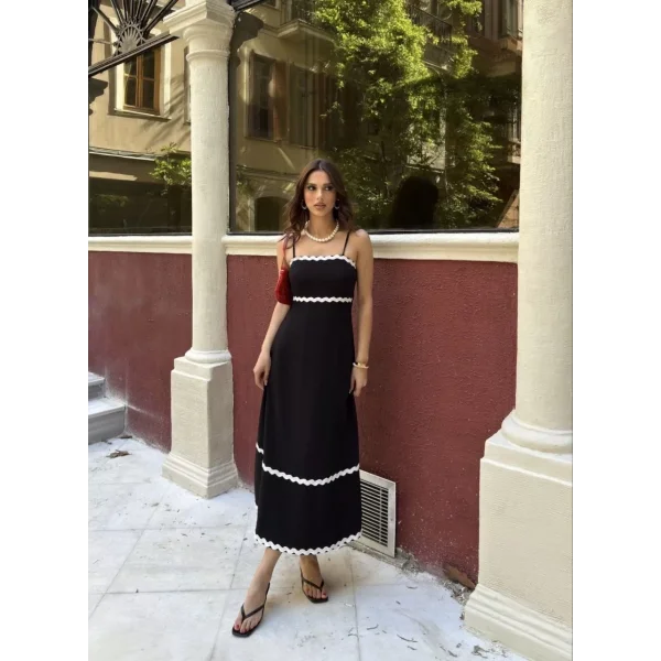 Askılı Uzun Şerit Detaylı Şık ve Rahat Elbise - Siyah