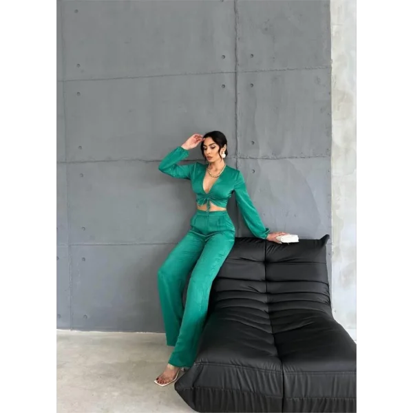 ATEN BÜZGÜ DETAYI CROP BUZPANTOON TAKI  Zümrüt